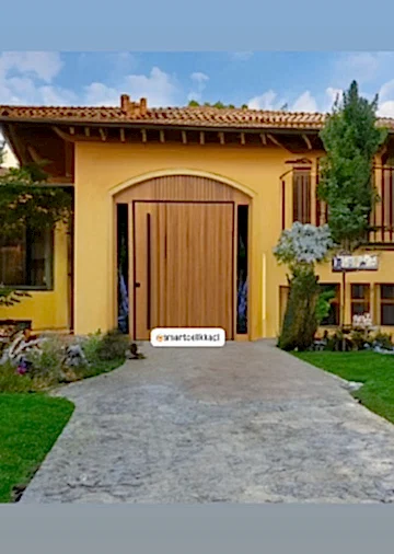 Varaklı Kahve Rengi Villa Kapısı v1