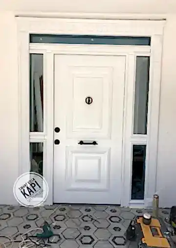 Ege'nin incisi Datça'dan ilham alan "Datça Villa Kapısı DVK1" ile evinizin girişine Akdeniz esintisi katın.