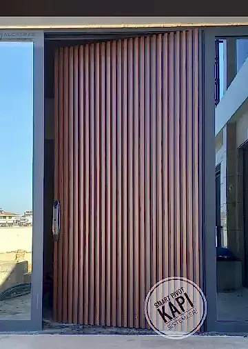 İroke Kaplama Pivot Kapı KP5