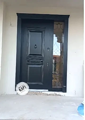 Siyah Lake Villa Kapısı SLVK1