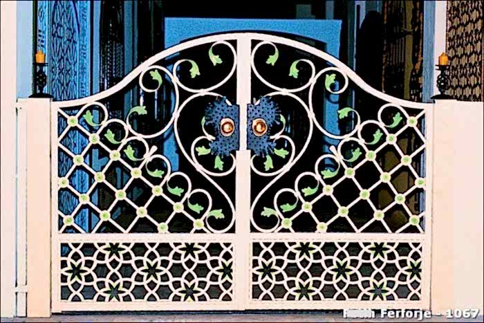 ferforje,ferforje kapi,ferforje kapi modelleri,ferforje bahce kapisi,ferforje otopark kapisi,ferforje demir kapi modelleri