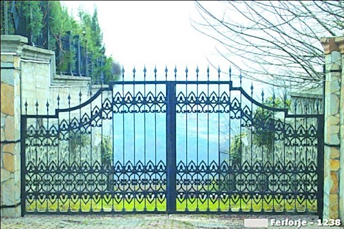 ferforje,ferforje kapi,ferforje kapi modelleri,ferforje bahce kapisi,ferforje otopark kapisi,ferforje demir kapi modelleri